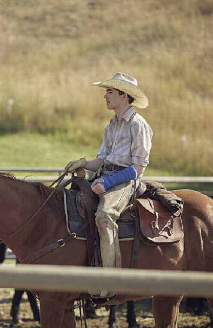 Carter in the Corral - Yellowstone Season 5 Episode 8