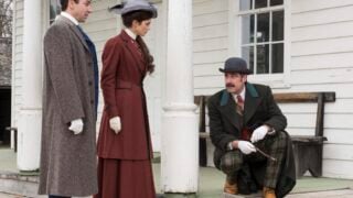 Investigating in a Small Town - Houdini & Doyle