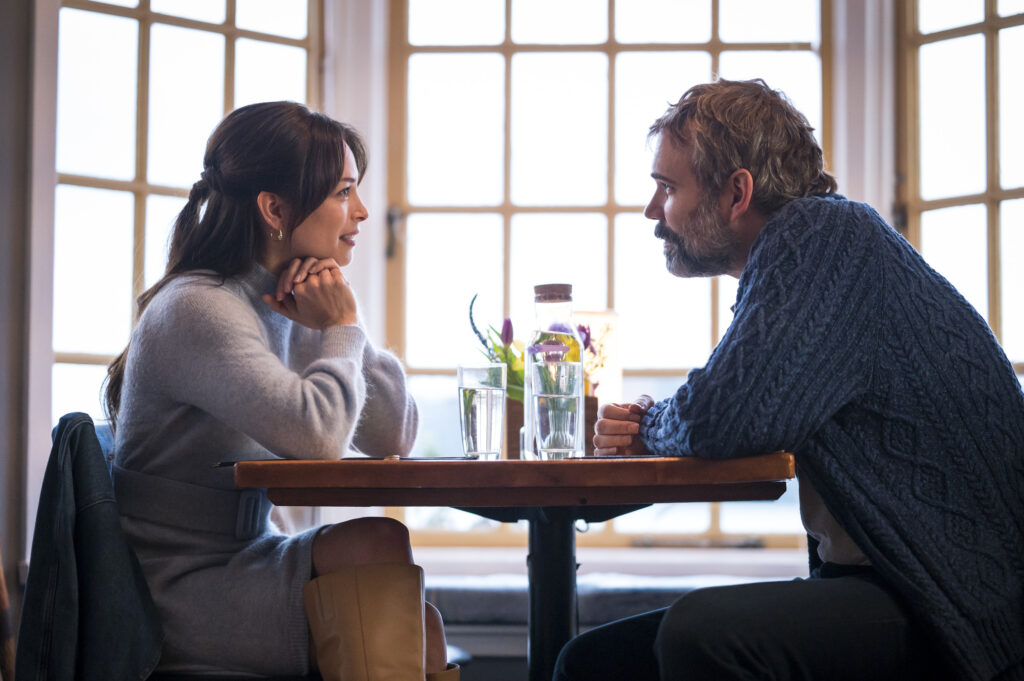 Kristin Kreuk and Rossif Sutherland in the series premiere of MURDER IN A SMALL TOWN