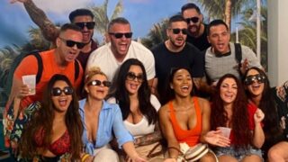 Partying it Up Again - Jersey Shore: Family Vacation